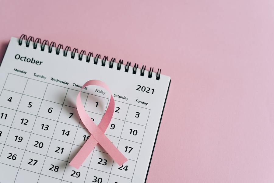 Octobre rose 2024 en entreprise : pinkwashing, coup de com' ou noble cause ?